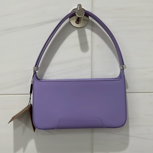 Burberry | NWT TB Leather Shoulder Bag in Lavender - Picture 6 of 8